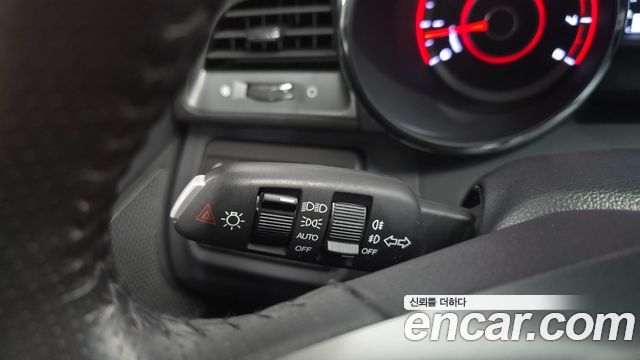KG Mobility (SsangYong) Tivoli Armor LX 2WD 2019 — фото 29