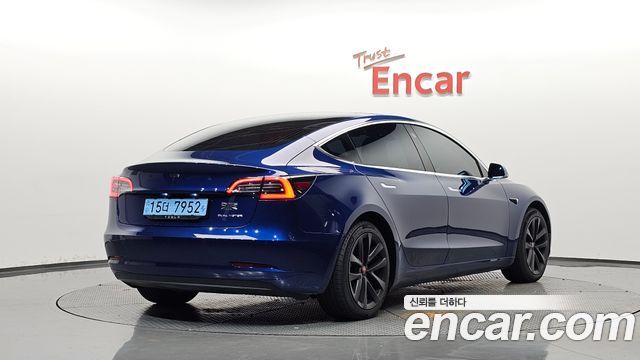 Tesla Model 3 Long Range AWD 2019 — фото 2