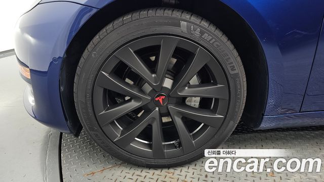 Tesla Model 3 Long Range AWD 2019 — фото 5