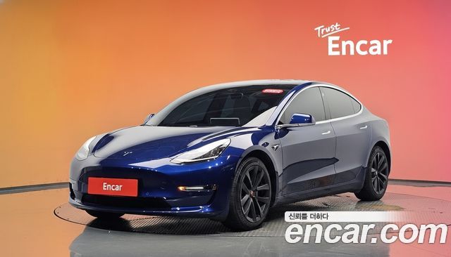 Tesla Model 3 Long Range AWD