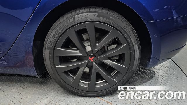 Tesla Model 3 Long Range AWD 2019 — фото 21
