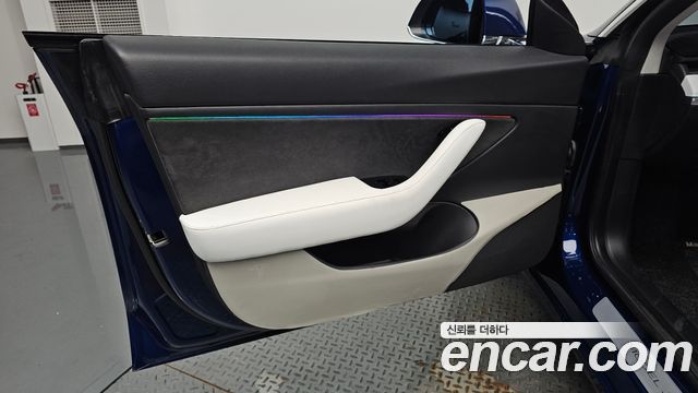 Tesla Model 3 Long Range AWD 2019 — фото 24