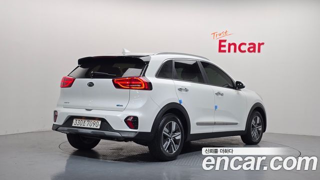 Kia Niro 1.6 HEV Prestige 2020 — фото 2