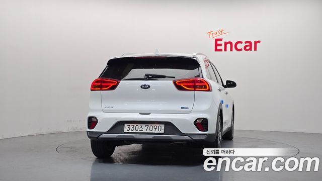 Kia Niro 1.6 HEV Prestige 2020 — фото 4