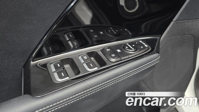 Kia Niro 1.6 HEV Prestige 2020 — фото 28