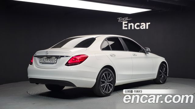Mercedes-Benz C-Class (W205) C200 2019 — фото 2