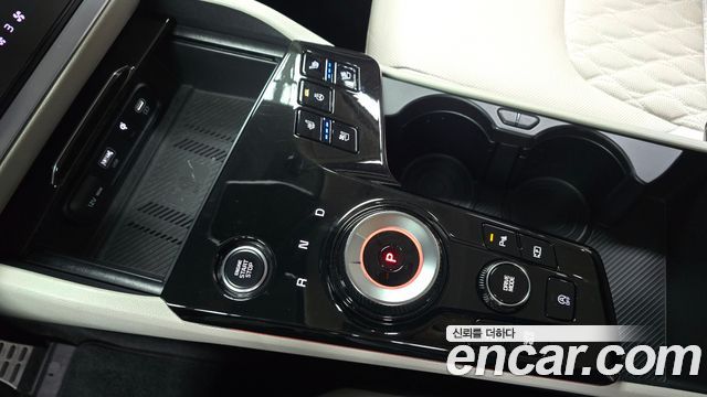 Kia Sportage (V) Diesel 2.0 2WD Signature Gravity 2022 — фото 9