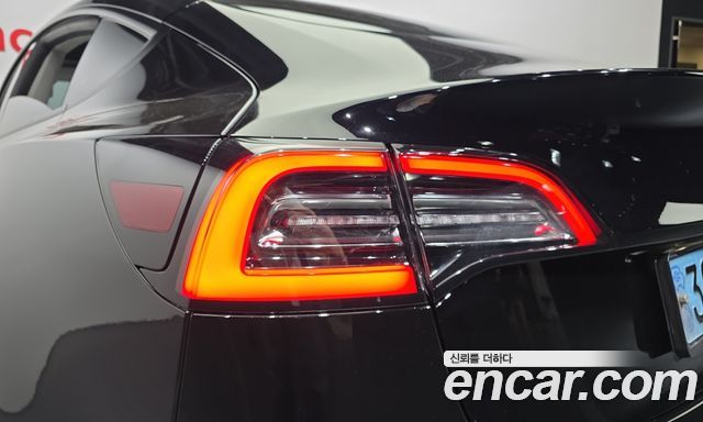 Tesla Model 3 Long Range AWD 2022 — фото 23