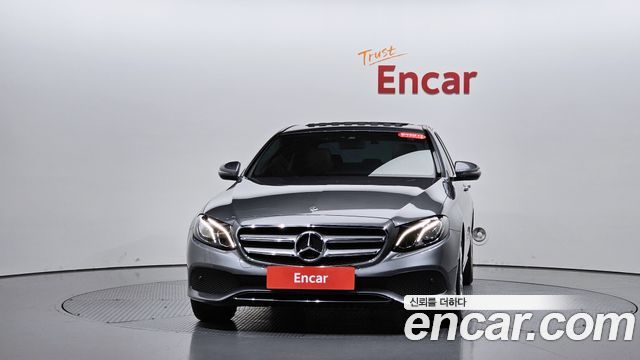 Mercedes-Benz E-Class (W213) E200 Avantgarde 2018 — фото 3