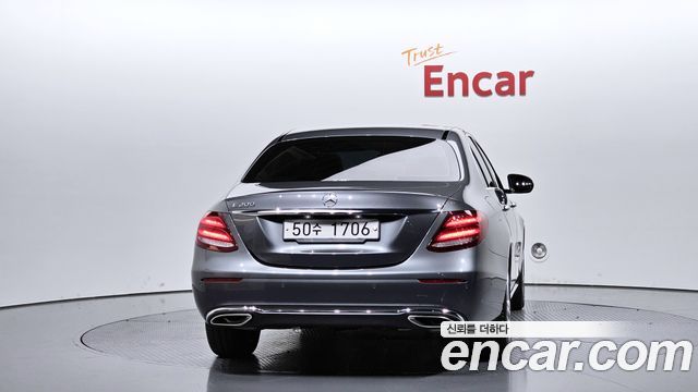 Mercedes-Benz E-Class (W213) E200 Avantgarde 2018 — фото 4