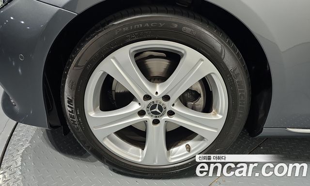 Mercedes-Benz E-Class (W213) E200 Avantgarde 2018 — фото 5
