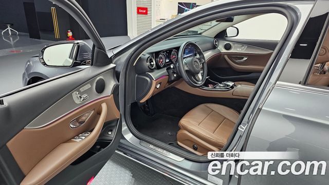 Mercedes-Benz E-Class (W213) E200 Avantgarde 2018 — фото 10