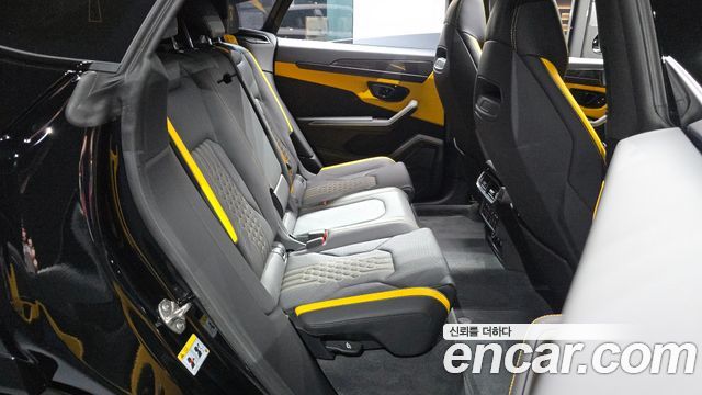 Lamborghini Urus 4.0 V8 SE 2026 — фото 11