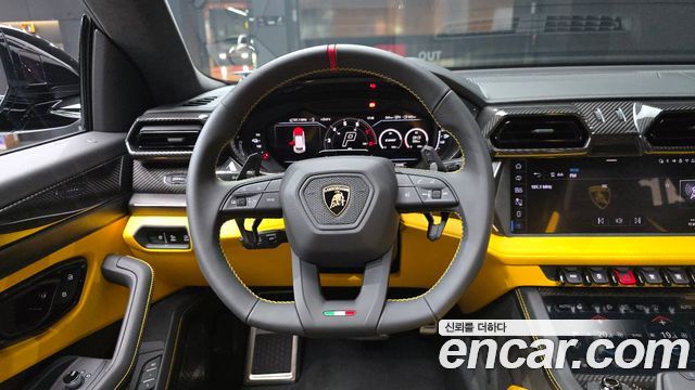 Lamborghini Urus 4.0 V8 SE 2026 — фото 13