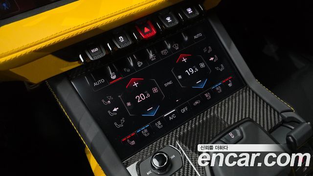 Lamborghini Urus 4.0 V8 SE 2026 — фото 17