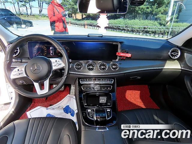 Mercedes-Benz CLS-Class (C257) CLS300d AMG Line 2019 — фото 7