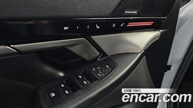 BMW 5 Series (G60) 520i M Sport 2024 — фото 28
