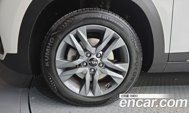 Kia Seltos Gasoline 1.6 Turbo 2WD Prestige 2022 — фото 5
