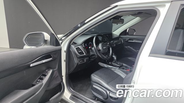 Kia Seltos Gasoline 1.6 Turbo 2WD Prestige 2022 — фото 10