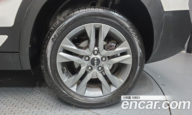 Kia Seltos Gasoline 1.6 Turbo 2WD Prestige 2022 — фото 21