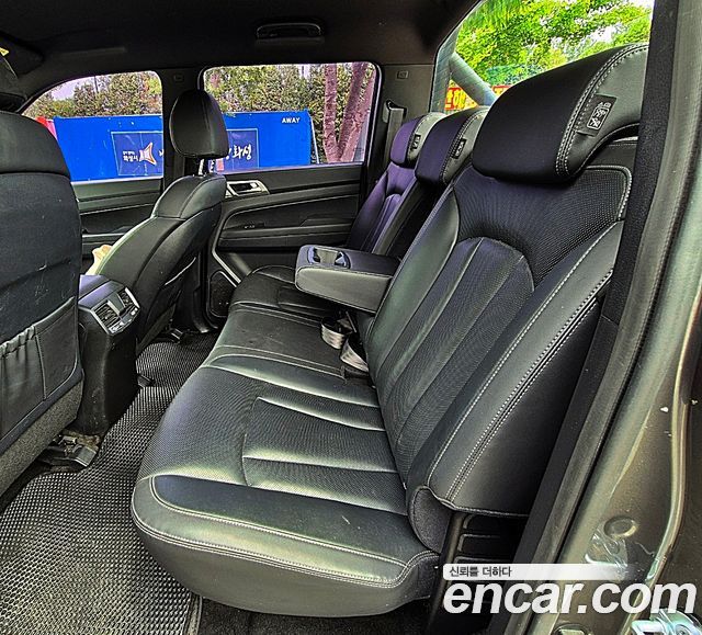 KG Mobility (SsangYong) Rexton Sports Khan Diesel 2.2 4WD Noblesse 2021 — фото 16