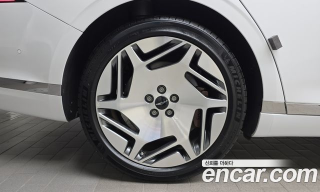 Genesis G90 (RS4) Gasoline 3.5 Turbo e-S/C AWD LWB 2022 — фото 5