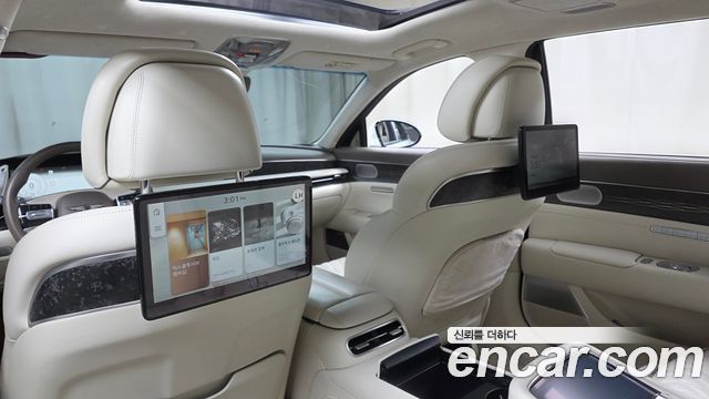 Genesis G90 (RS4) Gasoline 3.5 Turbo e-S/C AWD LWB 2022 — фото 13