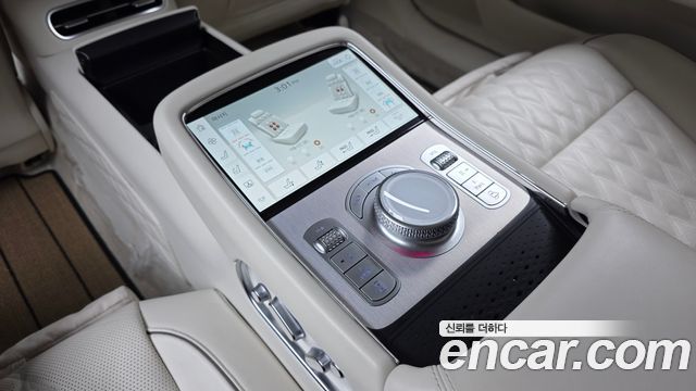 Genesis G90 (RS4) Gasoline 3.5 Turbo e-S/C AWD LWB 2022 — фото 30