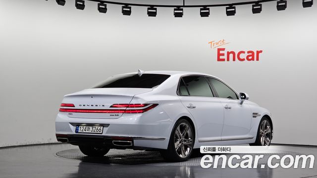 Genesis G90 3.8 AWD Luxury 2019 — фото 2
