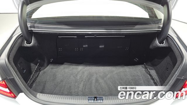 Genesis G90 3.8 AWD Luxury 2019 — фото 17