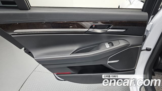 Genesis G90 3.8 AWD Luxury 2019 — фото 25
