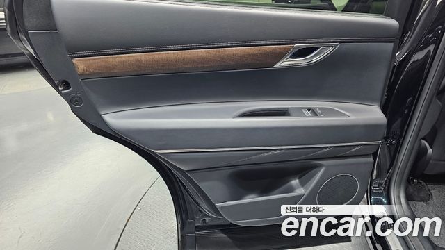 Genesis GV80 2.5T Gasoline AWD 2024 — фото 25