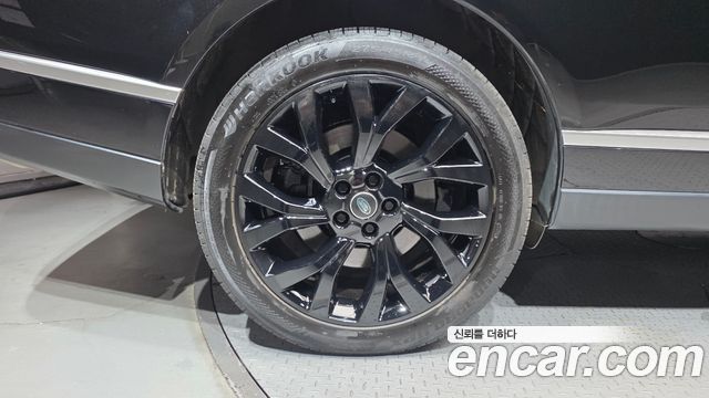 Land Rover Range Rover (IV) 4.4 SDV8 AB DIESEL 2018 — фото 5