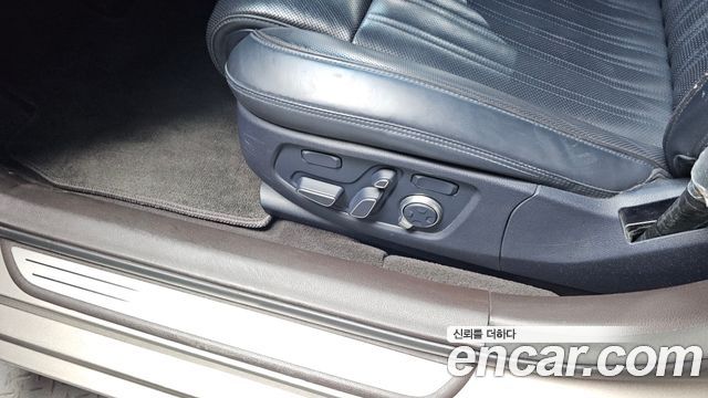 Genesis G90 3.8 AWD Premium Luxury 2020 — фото 31