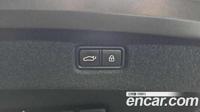 Genesis G90 3.8 AWD Premium Luxury 2020 — фото 32
