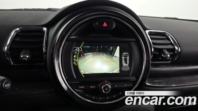 MINI Cooper Clubman Standard 2nd 2018 — фото 18