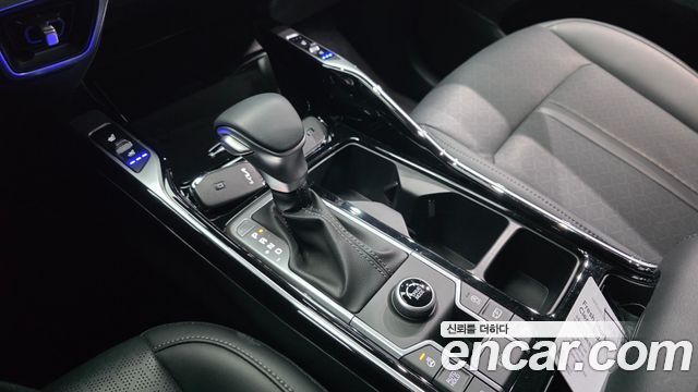 Kia Sorento (IV) Gasoline 2.5T 2WD Prestige 2023 — фото 9