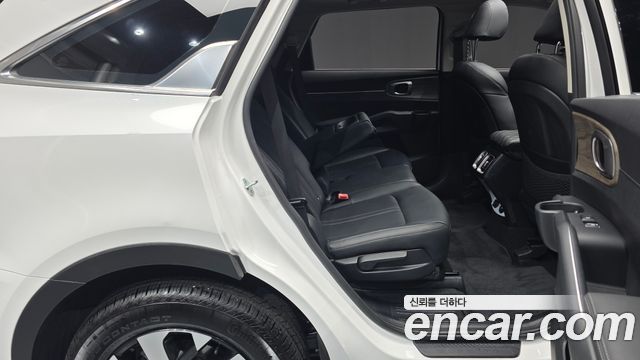 Kia Sorento (IV) Gasoline 2.5T 2WD Prestige 2023 — фото 12