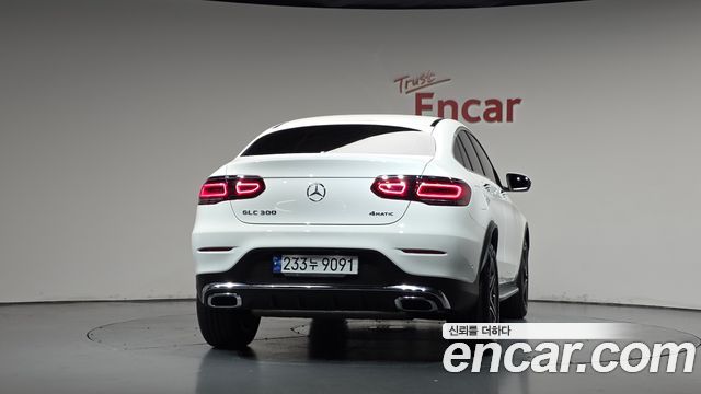 Mercedes-Benz GLC-Class (X253) GCL300 4MATIC Coupe 2023 — фото 4