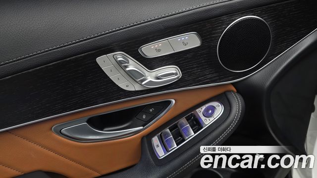 Mercedes-Benz GLC-Class (X253) GCL300 4MATIC Coupe 2023 — фото 37