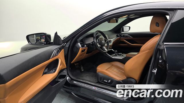 BMW 4 Series (G22) 420i M Sport Coupe 2021 — фото 10