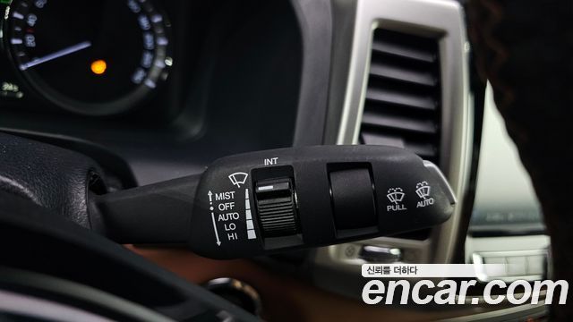 KG Mobility (SsangYong) Rexton Sports Diesel 2.2 4WD Noblesse 2019 — фото 15
