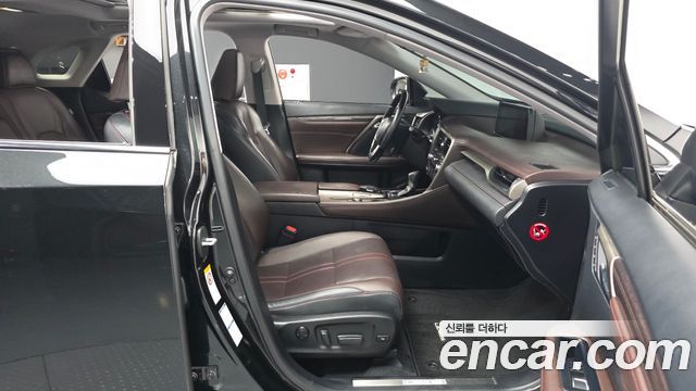 Lexus RX450h (IV) Executive 2018 — фото 11