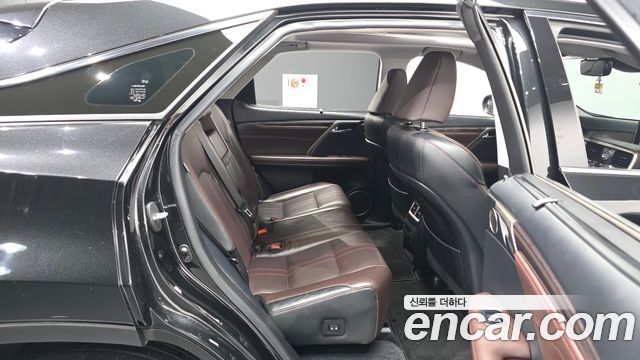 Lexus RX450h (IV) Executive 2018 — фото 12