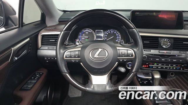 Lexus RX450h (IV) Executive 2018 — фото 13