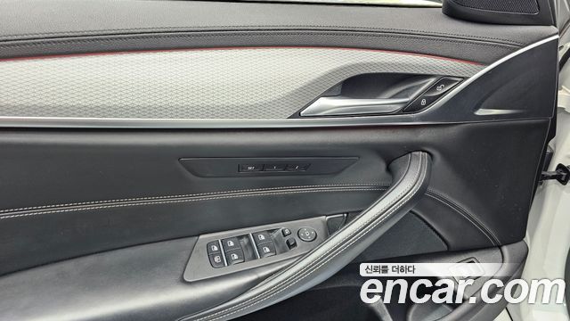 BMW 5 Series (G30) 520d M Sport Package Plus 2019 — фото 28