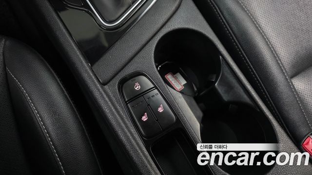 Kia Niro 1.6 HEV Prestige 2020 — фото 19