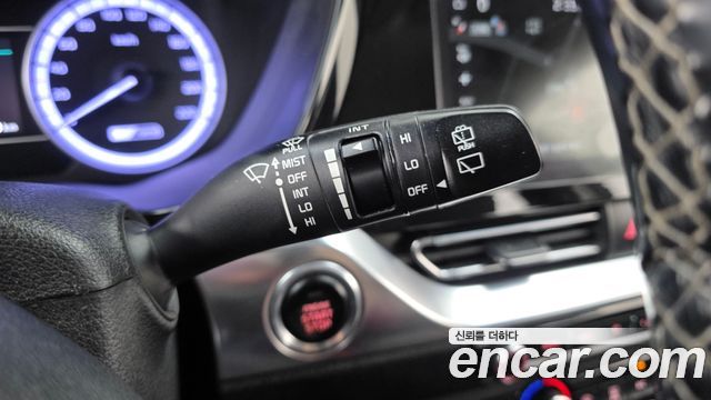 Kia Niro 1.6 HEV Prestige 2020 — фото 27