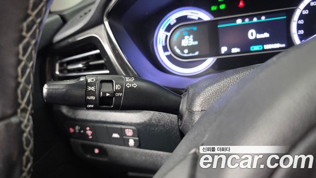 Kia Niro 1.6 HEV Prestige 2020 — фото 29