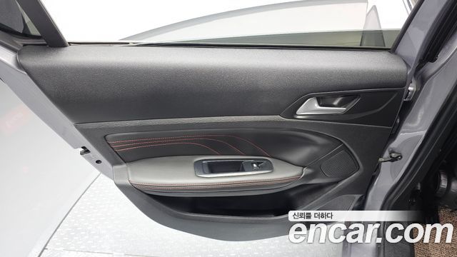 Peugeot 308 (II) 1.6 BlueHDi GT Line 2018 — фото 25